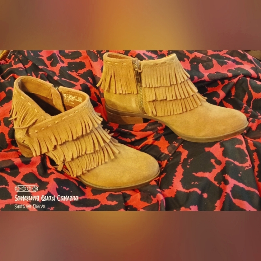 Naughty Monkey, Camel ankle boots [zip], Size 6